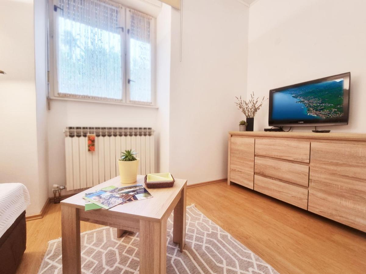 Apartment Hana Ičići Eksteriør bilde